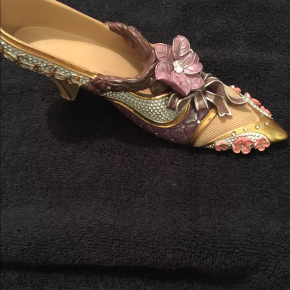 Ceramic shoe - Picture 2 of 5